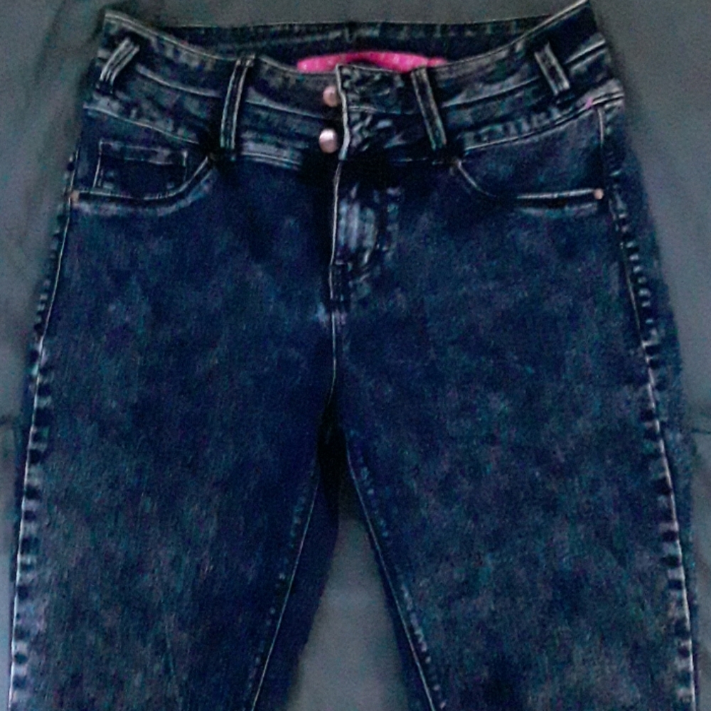 TINSEL TOWN JEANS